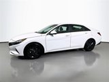 Used 2023 Hyundai Elantra Blue image 3