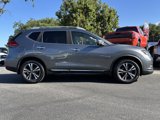Used 2017 Nissan Rogue SL w/ SL Premium Package image 2