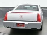 Used 2009 Cadillac DTS w/ Sun And Sound Package image 5