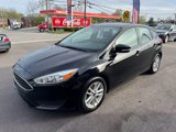 Used 2017 Ford Focus SE image 5