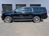 Used 2015 GMC Yukon XL SLT image 2