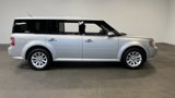 Used 2009 Ford Flex SEL image 2