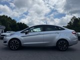 Used 2017 Ford Fiesta SE image 2