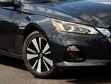 Used 2020 Nissan Altima 2.5 SV image 3