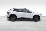 New 2025 Chevrolet Trax LT w/ Driver Confidence Package image 2