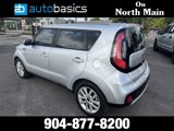 Used 2017 Kia Soul + image 3