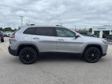 Used 2019 Jeep Cherokee Latitude Plus w/ Comfort/Convenience Group image 4