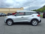 Used 2019 Nissan Kicks S image 2