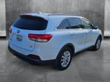 Used 2018 Kia Sorento LX image 4