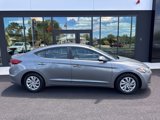 Used 2018 Hyundai Elantra SE image 2