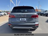 Used 2024 Volkswagen Taos SE w/ Panoramic Sunroof Package image 5