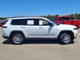 Used 2023 Jeep Grand Cherokee L Laredo image 4