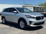 Used 2019 Kia Sorento LX image 3