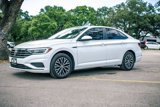 Used 2019 Volkswagen Jetta SEL image 2