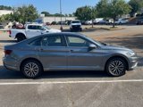 Used 2021 Volkswagen Jetta R-Line image 4