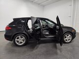Used 2011 Porsche Cayenne S image 3