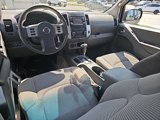 Used 2016 Nissan Frontier SV image 3