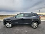 Used 2016 Jeep Cherokee Overland w/ Technology Group image 5