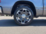 Used 2020 RAM 1500 4x4 Crew Cab image 5