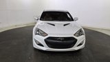 Used 2014 Hyundai Genesis 3.8 image 2