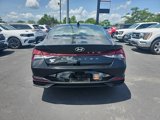 Used 2023 Hyundai Elantra SEL w/ Convenience Package image 6