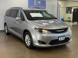 Used 2019 Chrysler Pacifica Touring-L image 2