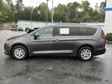 Used 2020 Chrysler Pacifica Touring-L image 3