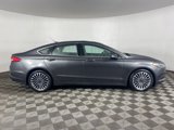Used 2018 Ford Fusion SE w/ Fusion SE Technology Package image 2