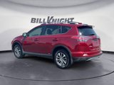 Used 2018 Toyota RAV4 LE image 3
