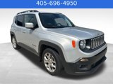 Used 2018 Jeep Renegade Latitude image 3