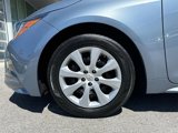 Used 2023 Toyota Corolla LE image 4