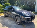 Used 2016 Porsche Cayenne S image 4