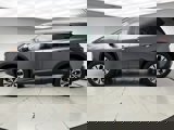Used 2021 Nissan Rogue SV image 2