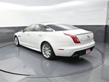 Used 2016 Jaguar XJ R-Sport image 5