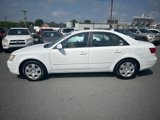 Used 2009 Hyundai Sonata GLS image 2