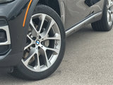 Certified 2022 BMW X5 sDrive40i w/ Premium Package image 3
