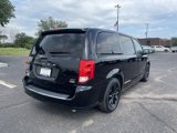 Used 2019 Dodge Grand Caravan GT image 3