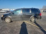 Used 2019 Dodge Grand Caravan SXT image 3