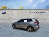 Used 2017 Nissan Rogue SL image 6