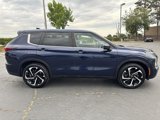 Used 2023 Mitsubishi Outlander SE Black Edition image 3