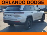 New 2025 Jeep Grand Cherokee Altitude image 3