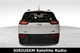 Used 2015 Jeep Cherokee Latitude w/ Comfort/Convenience Group image 5