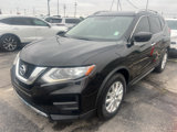 Used 2017 Nissan Rogue SV image 2