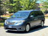 Used 2015 Toyota Sienna XLE Premium image 3