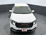 Used 2024 GMC Terrain SLE image 4