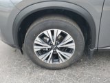 Used 2023 Nissan Rogue SV image 4