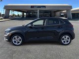 Used 2022 Hyundai Kona SEL image 2