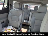 Certified 2022 GMC Acadia SLT w/ Technology Package image 5