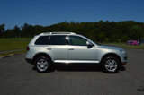 Used 2009 Volkswagen Touareg VR6 image 4