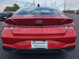 Used 2022 Hyundai Elantra SEL image 5
